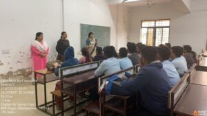 Read more about the article Counsellor sensitising the students of Department of History and Sanskrit