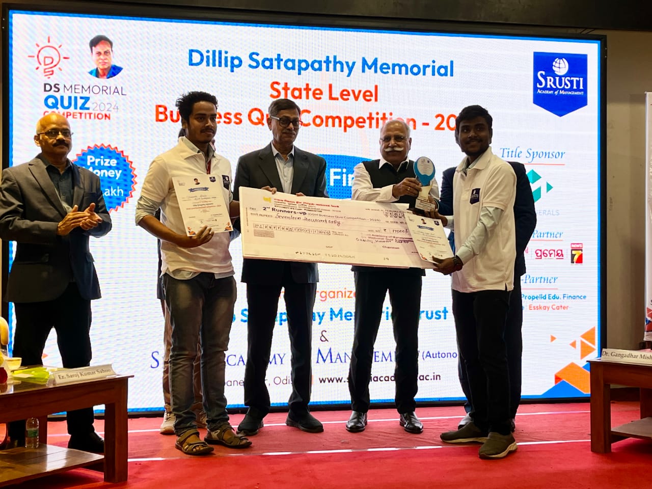 Read more about the article Achievers of DSM State Level Business Quiz Competition- 2024