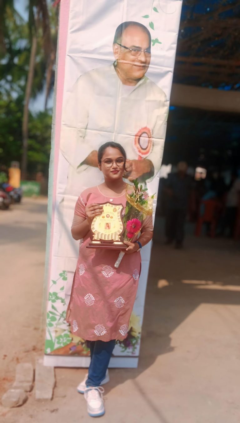 Read more about the article Tamanna Bhoi awarded as best speaker
